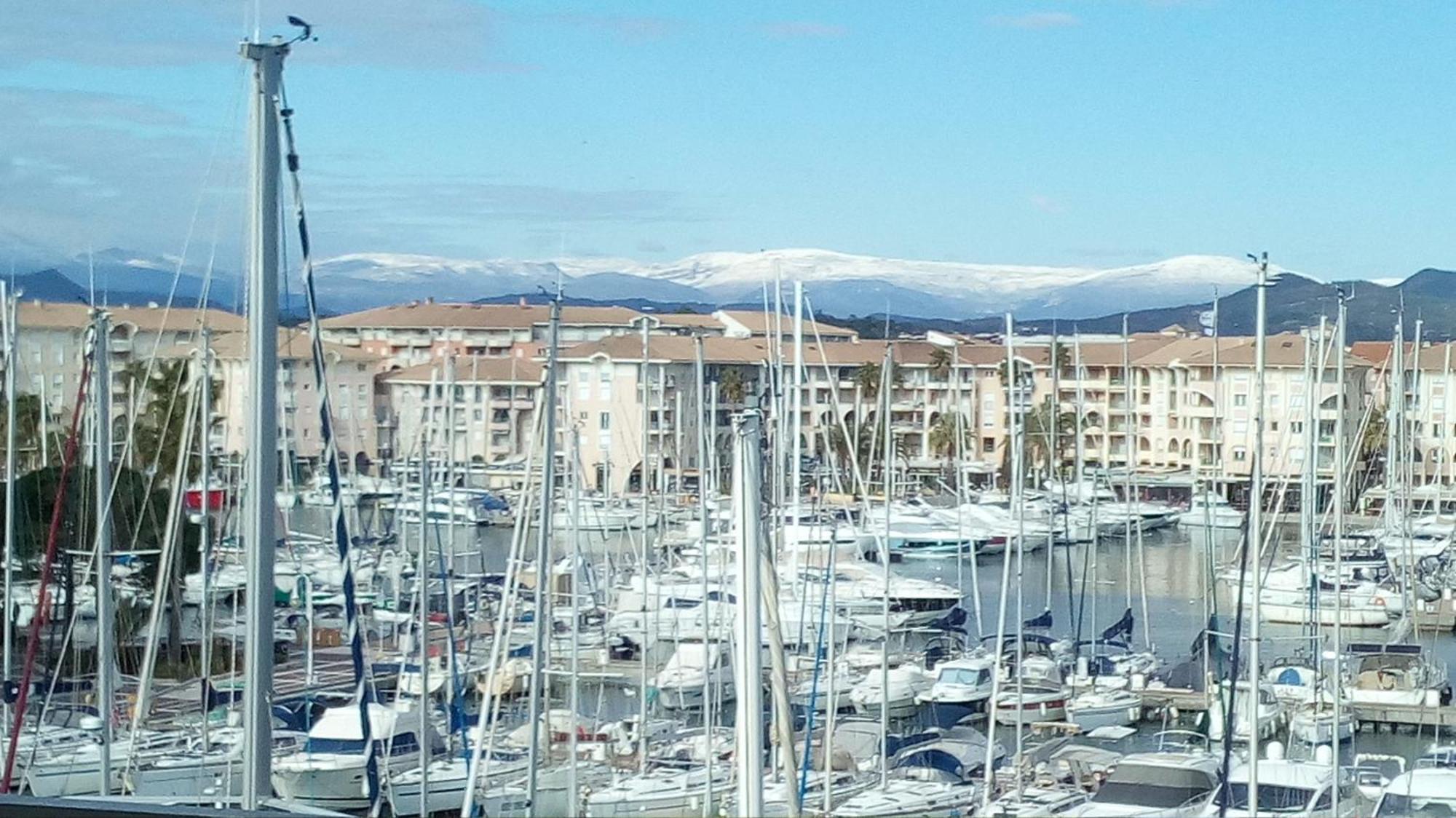 Boutique Apartment Hirondelle Port Fréjus Exterior foto